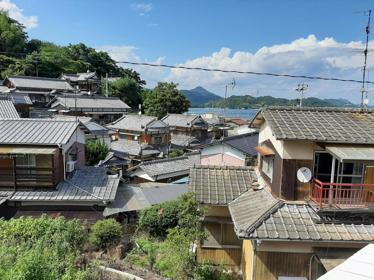 Guesthouse Kume Imabari Exterior photo